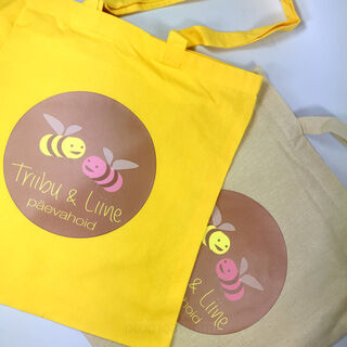 Triibu&Liine päevahoid logoga kotid