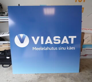 Valguskastireklaam Viasat